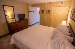 403 Oceanfront in Myrtle Beach HVAC UV SANITIZER Incredible views! Walking distance to everything! 403 - Image 4