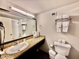 Sandy Toes 1 br sleeps 4 1101 - Image 2