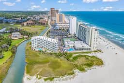 Shore drive Drive 2 bedroom sleeps 4-6 oceanfront - Image 5