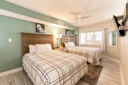 Tropical Resort, Modern Beachfront Condo with amazing oceanfront views!! 1018 - Image 4