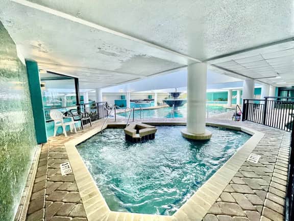 1Br sleeps 4 Spacious beach getaway 746 - Image 5