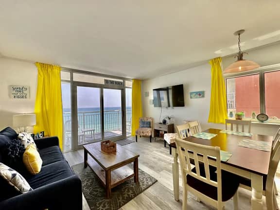 Amenities Galore Oceanfront 2br 1522 - Image 3