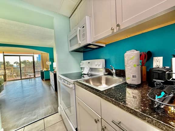 Caravelle studio sleeps 2-4 209 - Image 3