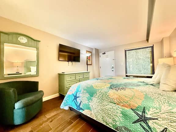 On top of the world! 1br sleeps 4-6 MB 1629 - Image 4
