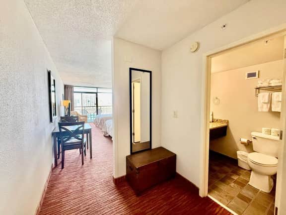 Sandy Toes 1 br sleeps 4 1101 - Image 3