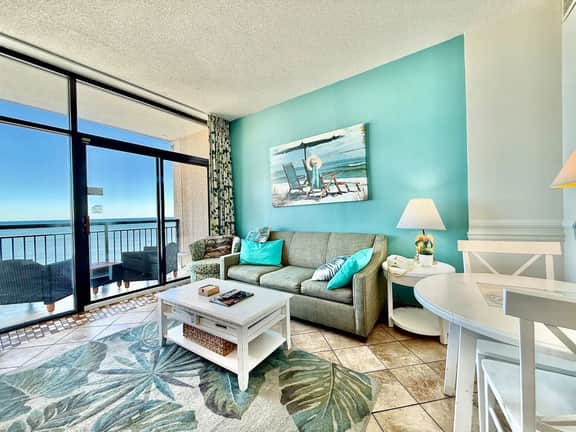 Tropical Resort Oceanfront One bedroom sleeps 4-6 1623 - Image 4