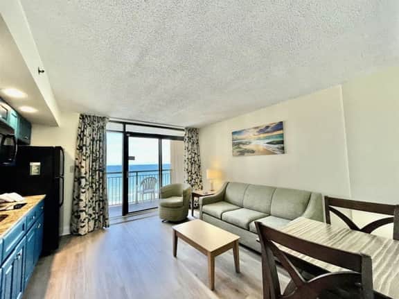 Tropical Resort, Beachfront Condo with amazing oceanfront views!! 1217 - Image 2