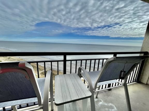 Beautiful views! Beachfront Condo in North Myrtle Beach 1123 - Image 1
